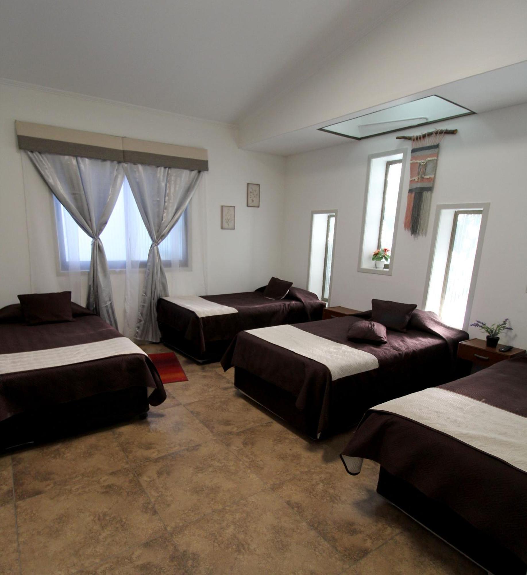 Juku Hostal Калама Экстерьер фото